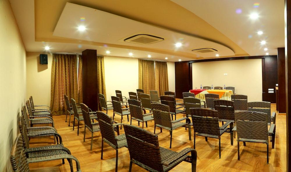 Hotel Royal Palm Udaipur Dış mekan fotoğraf