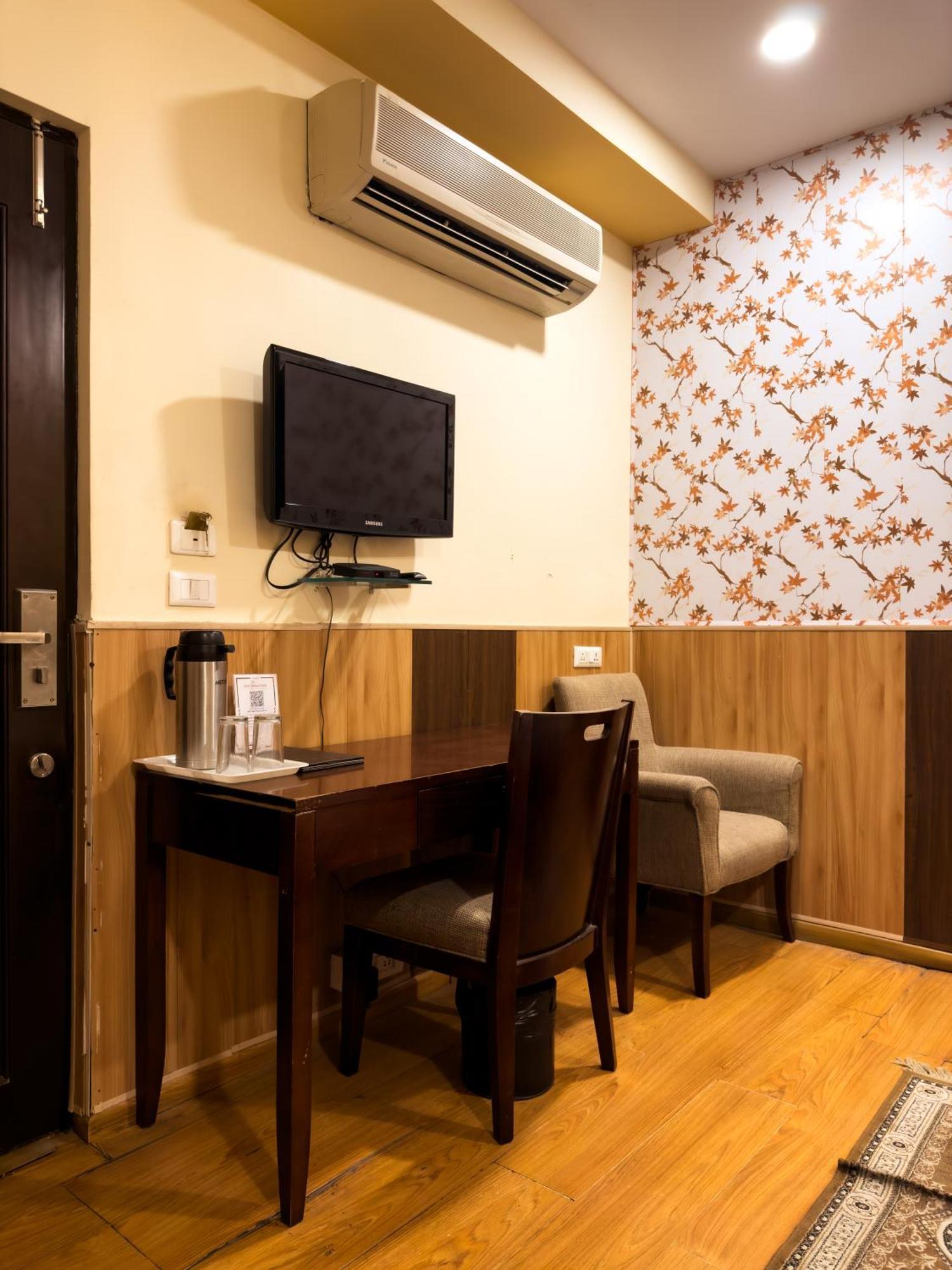 Hotel Royal Palm Udaipur Dış mekan fotoğraf