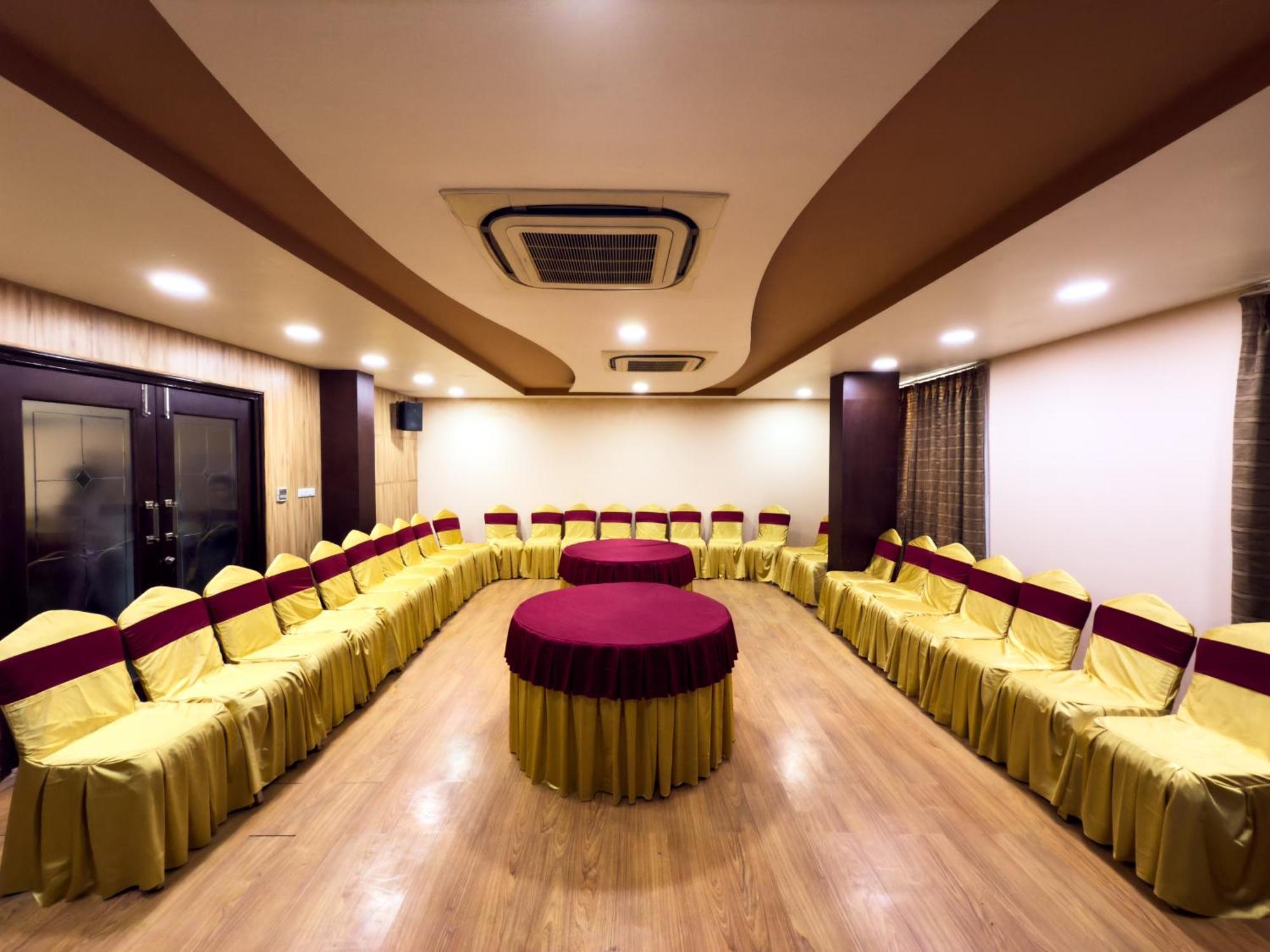Hotel Royal Palm Udaipur Dış mekan fotoğraf