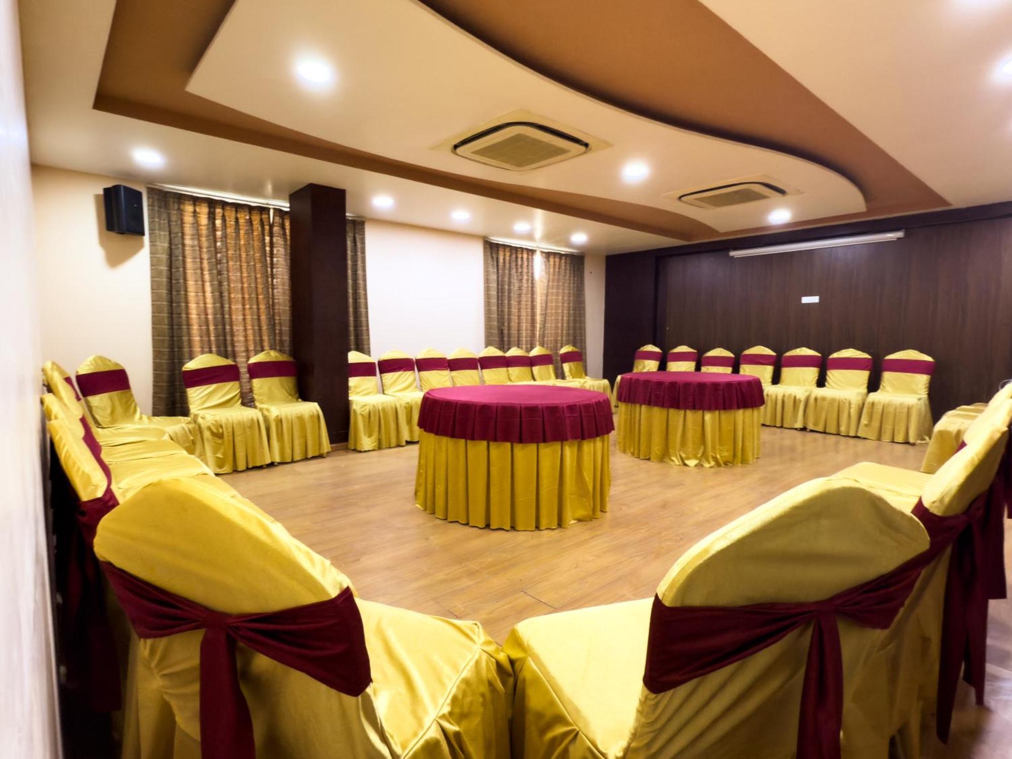 Hotel Royal Palm Udaipur Dış mekan fotoğraf