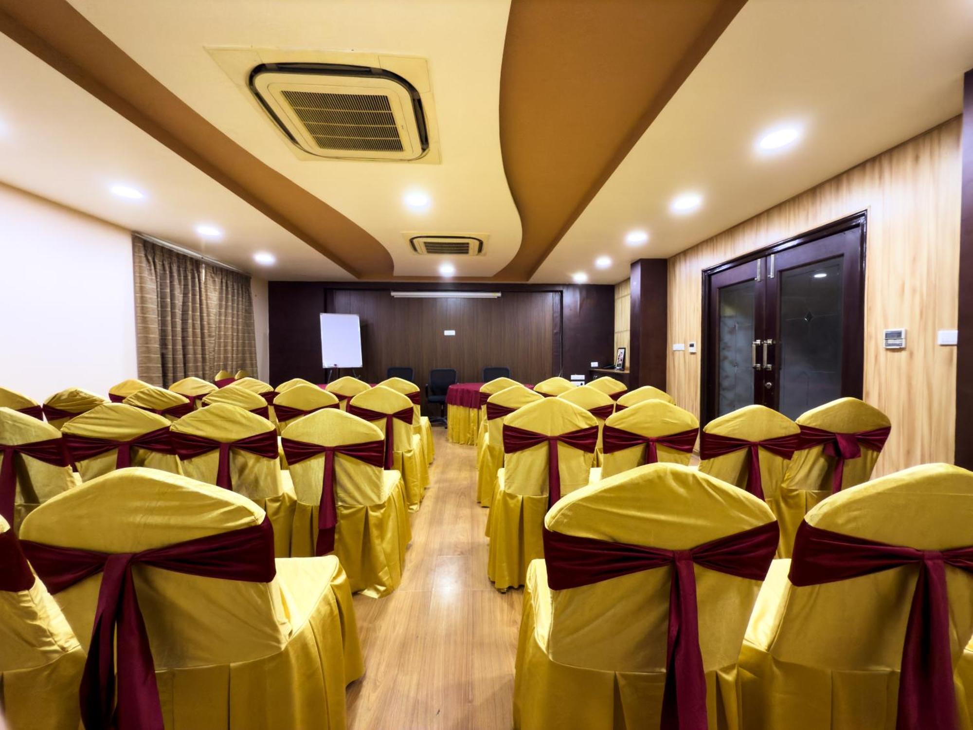 Hotel Royal Palm Udaipur Dış mekan fotoğraf